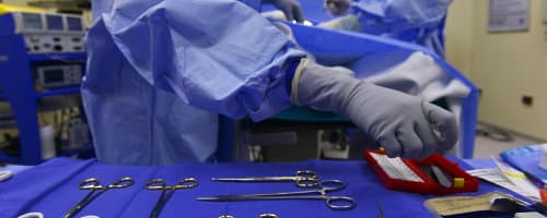 Szálbehúzás (Thread lifting) - Felszívódó szálas szálbehúzás - Szemhéjplasztika mindenkinek - Dr. Boros László
